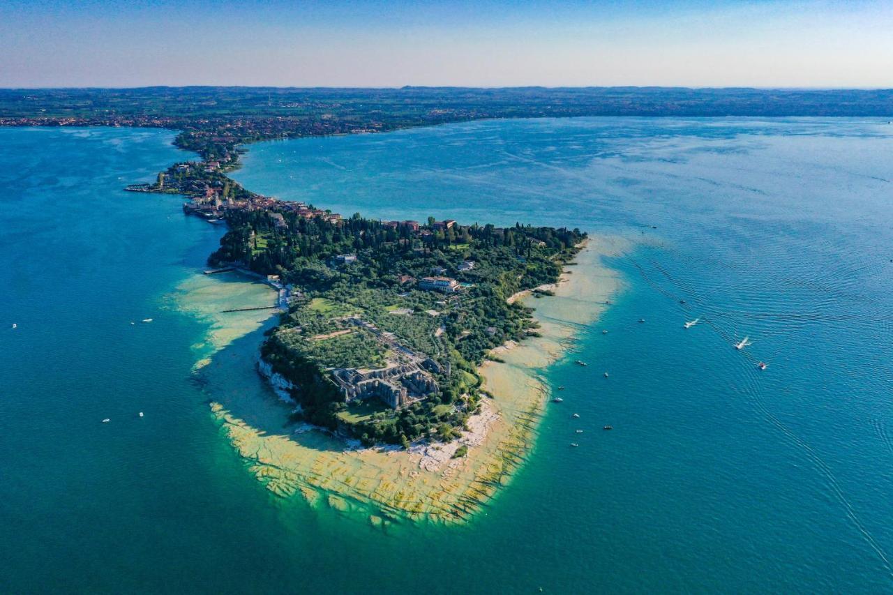 Prestige Suite Sirmione Exterior photo